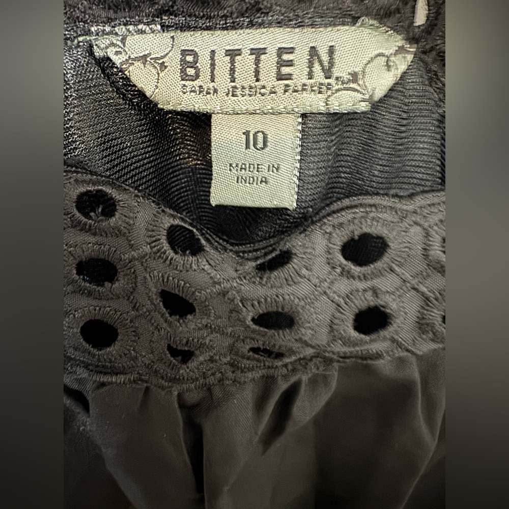 Bitten by Sarah Jessica Parker Black Eyelet Dress - Picture 5 of 7